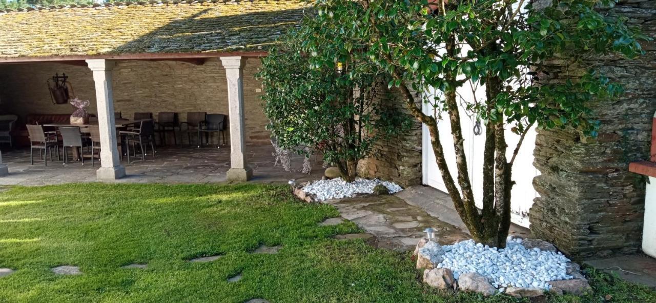 Casa Oute Guest House Sobrada Eksteriør bilde